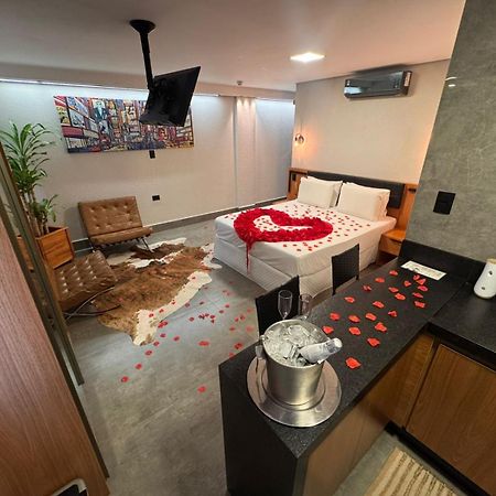 Hotel Thomasi Express Maringá Exteriör bild